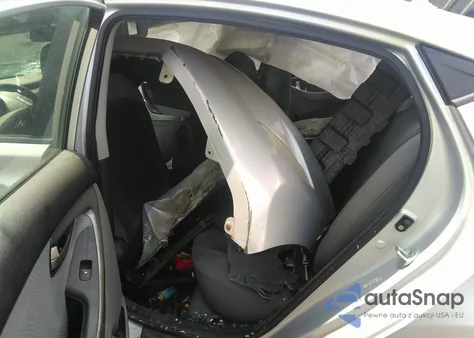 2012 Hyundai Elantra Gls (Ulsan Plant) z USA, uszkodzony, nr VIN KMHDH4AE1CU281651